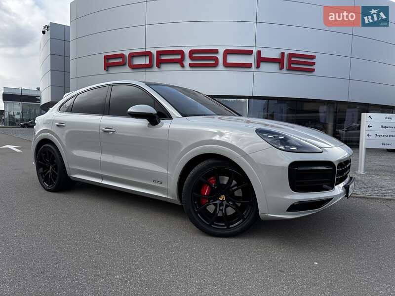 2021 porsche cayenne