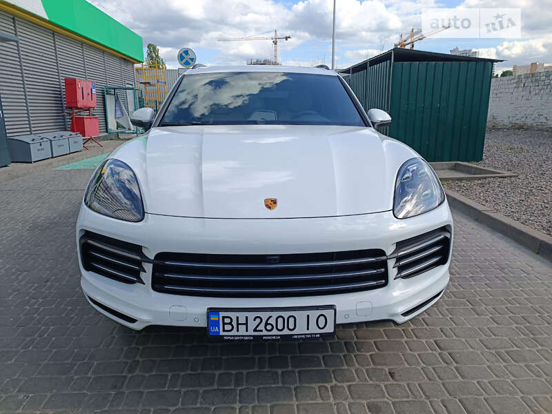 2021 porsche cayenne