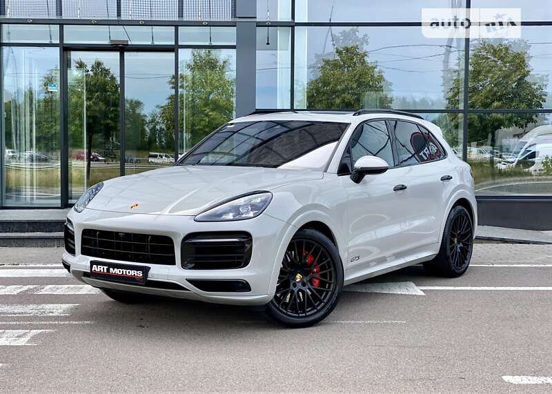 2021 porsche cayenne