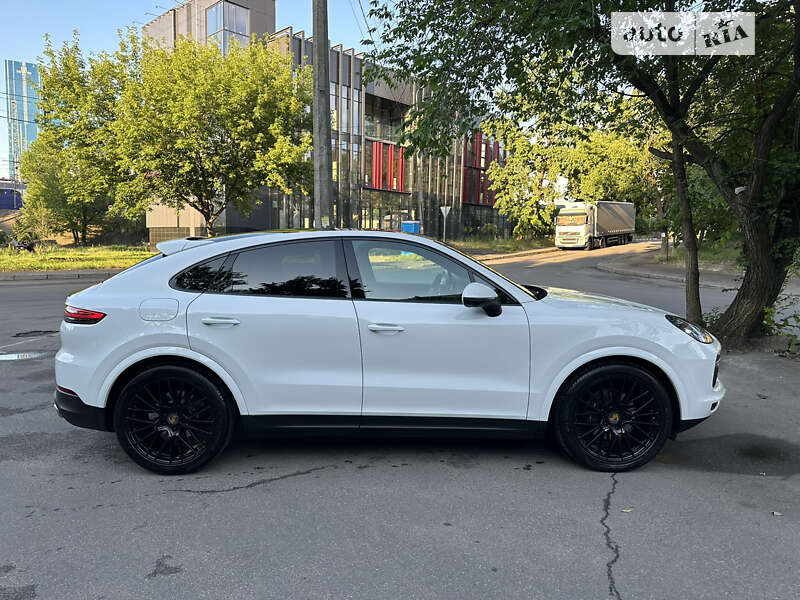 2021 porsche cayenne