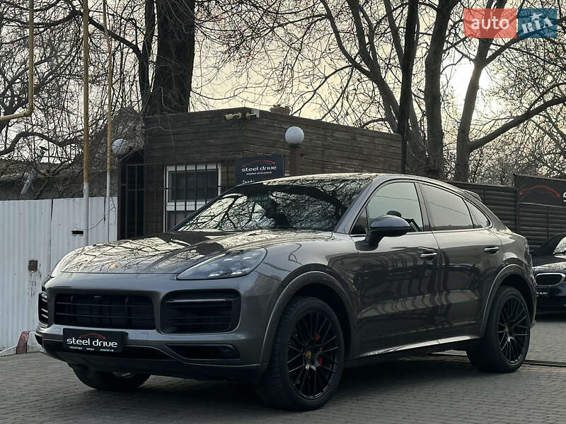 2021 porsche cayenne