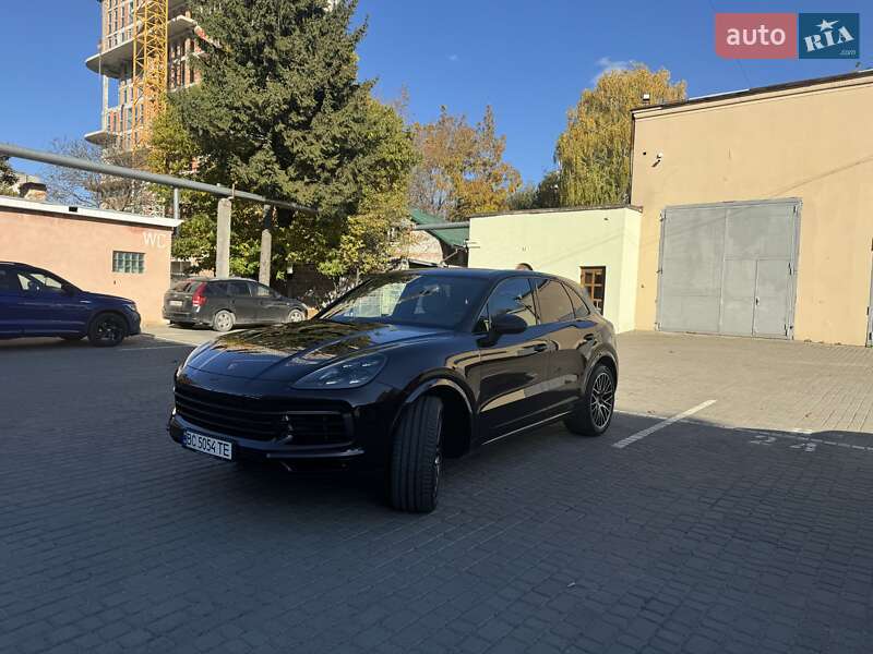 2022 porsche cayenne