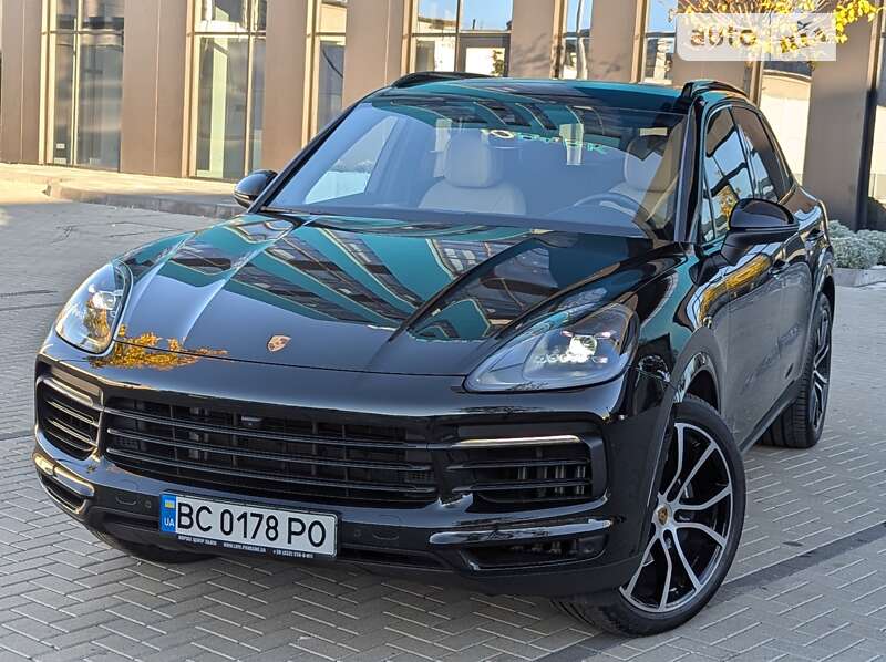 2023 porsche cayenne