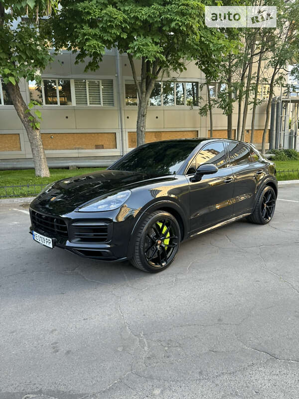 2023 porsche cayenne