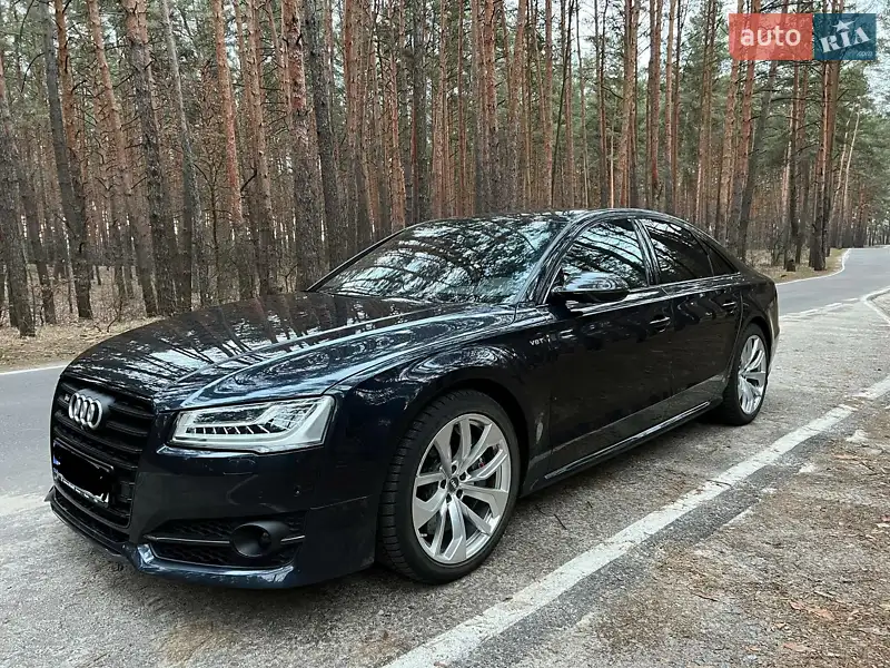 2017 audi s8