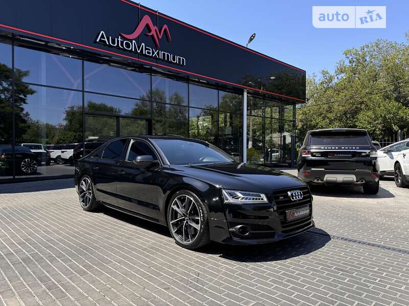 2017 audi s8