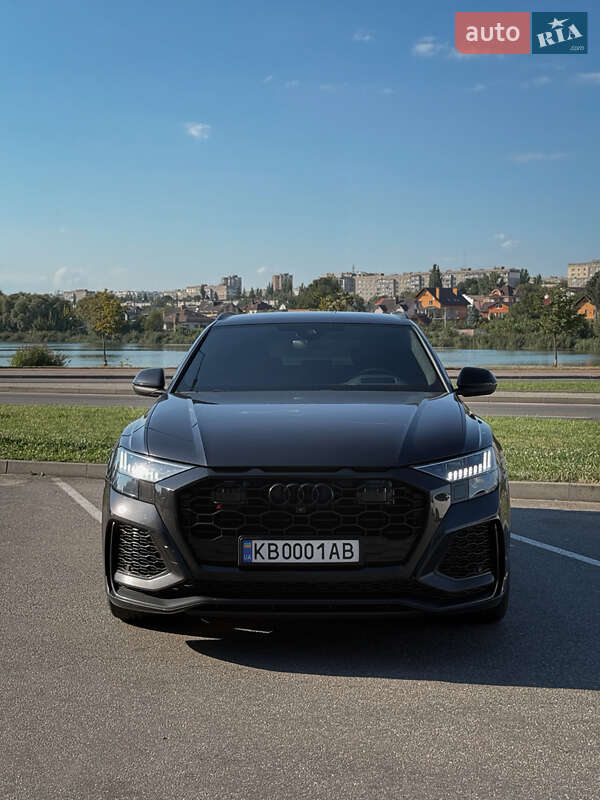 2021 audi rs q8