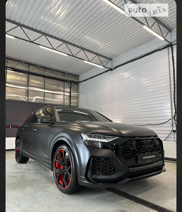 2020 audi rs q8