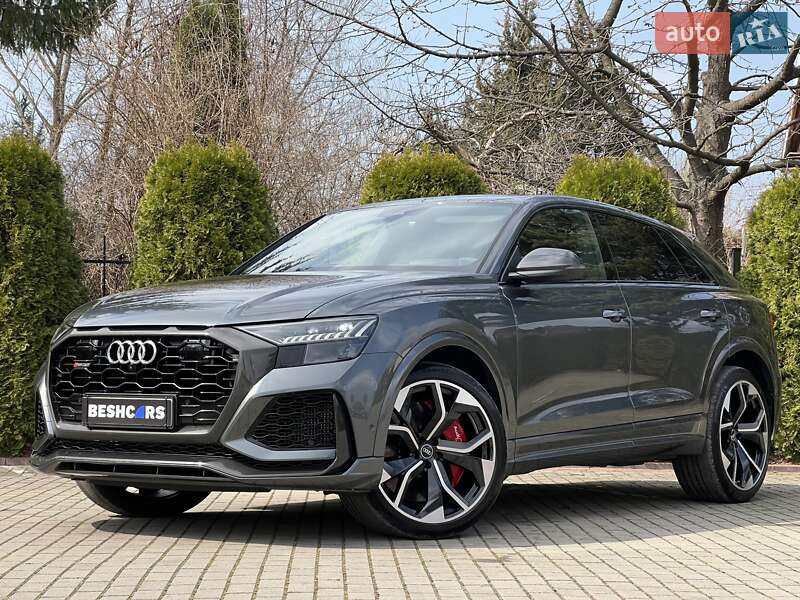 2021 audi rs q8
