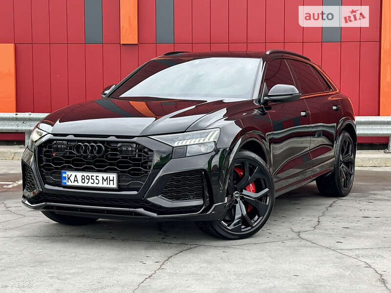 2022 audi rs q8