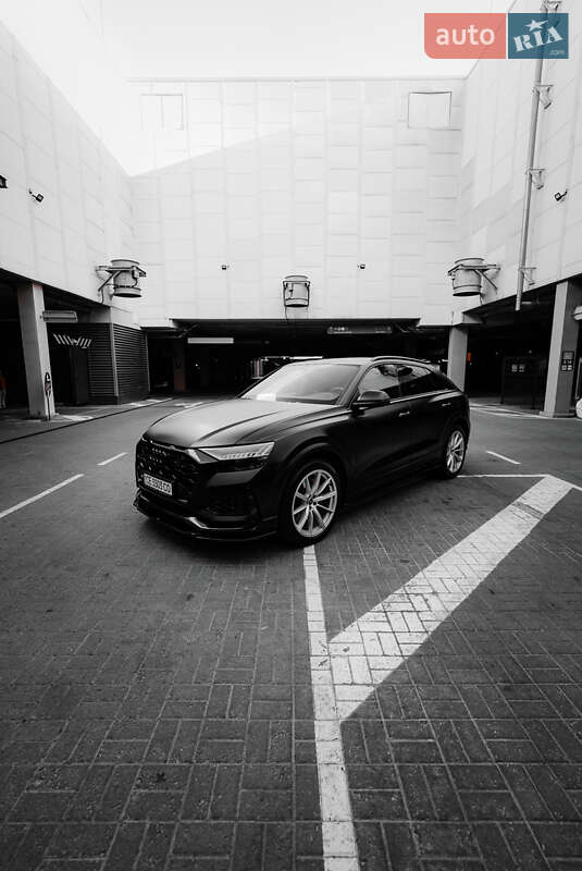2020 audi rs q8