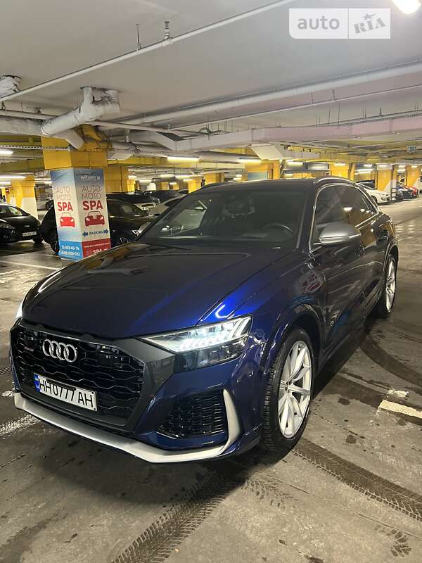 2021 audi rs-q8