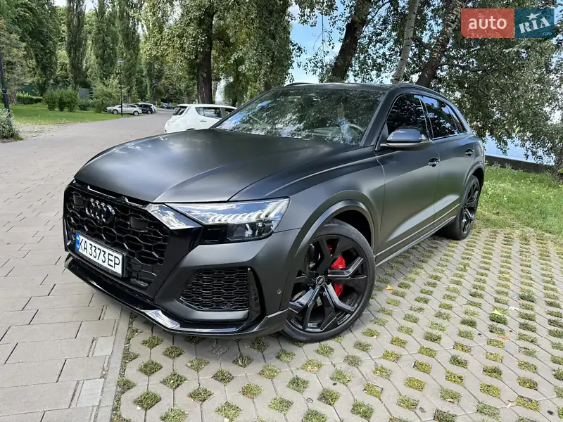 2023 audi rs q8