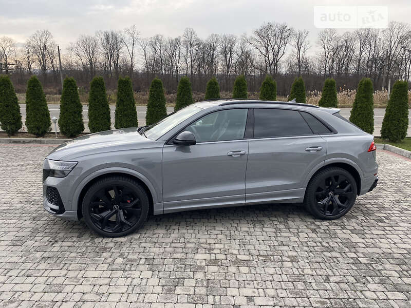 2021 audi rs q8