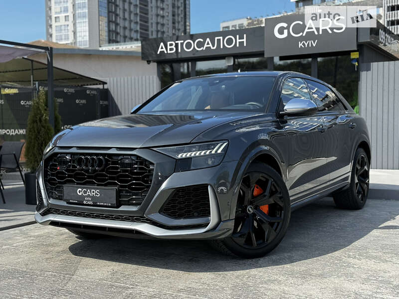2022 audi rs q8