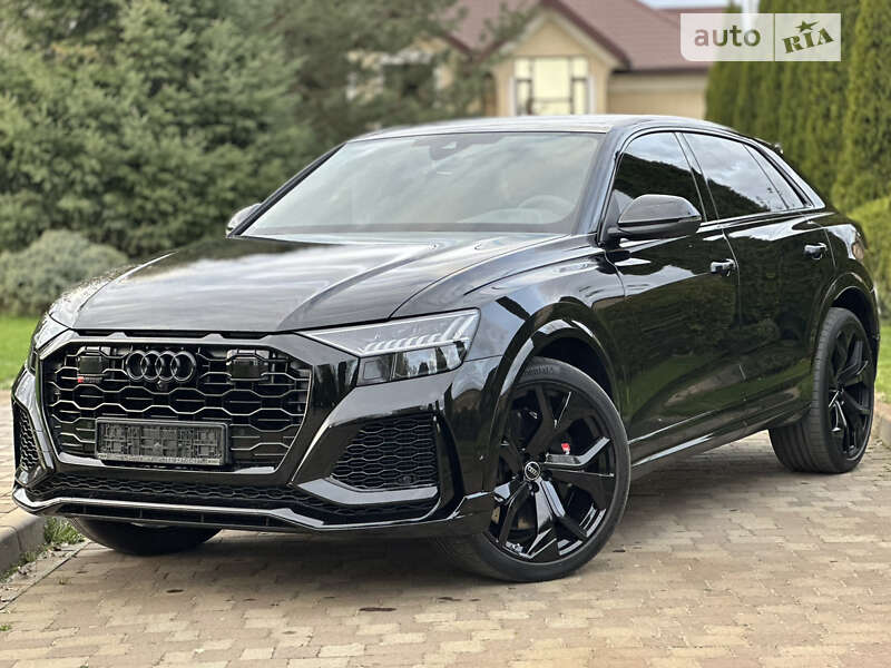 2023 audi rs q8