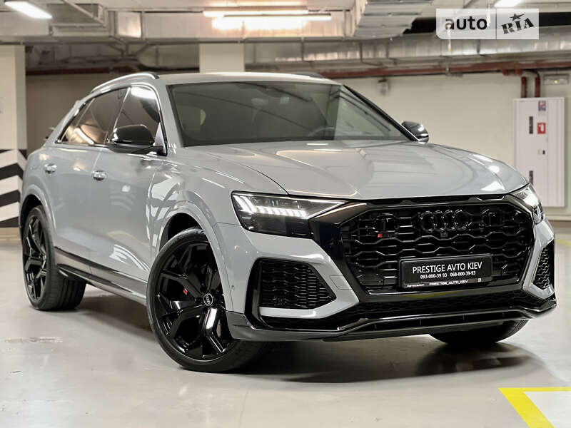 2022 audi rs q8