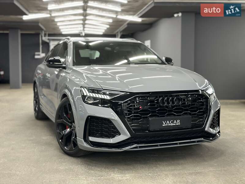2023 audi rs q8