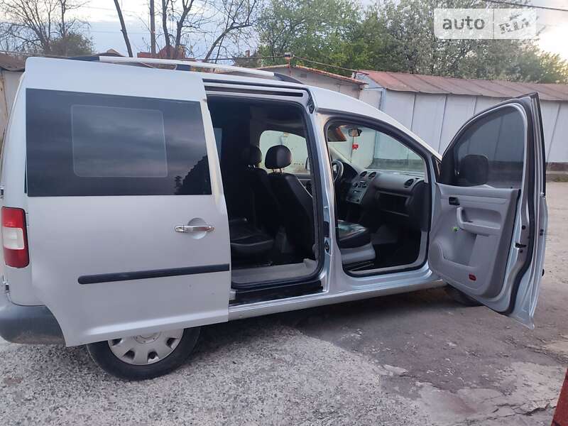 2004 volkswagen caddy