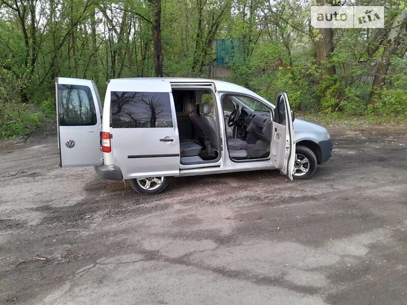 2004 volkswagen caddy