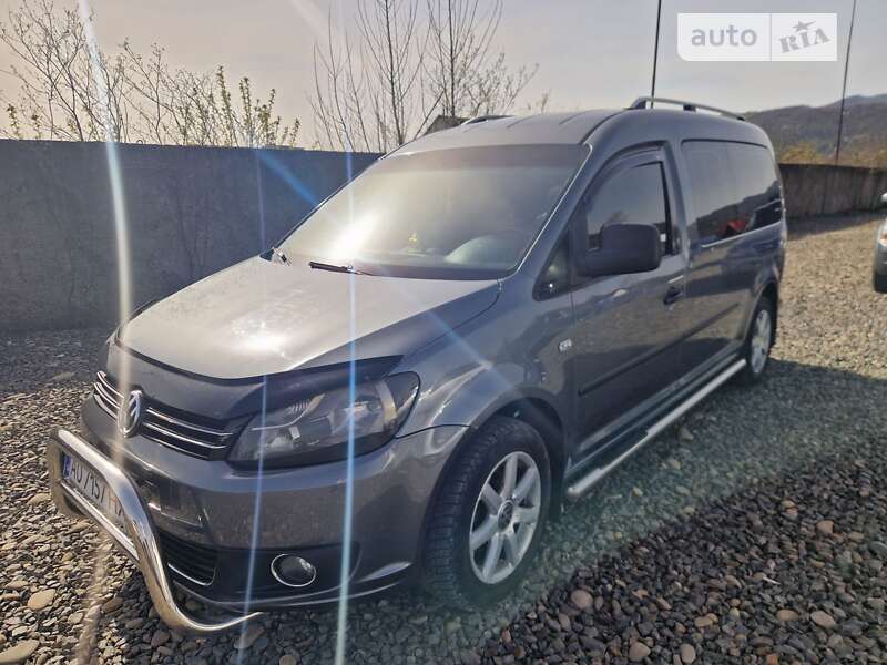 2011 volkswagen caddy