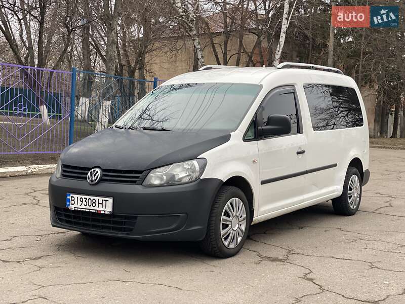2011 volkswagen caddy pass-