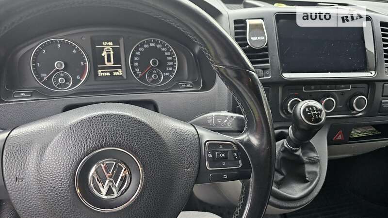 2011 volkswagen transporter