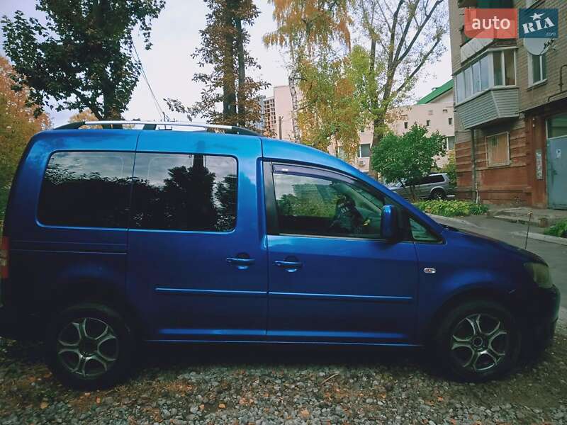 2011 volkswagen caddy