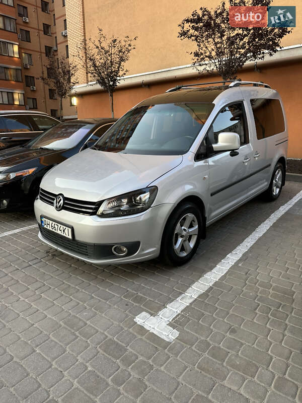 2011 volkswagen caddy