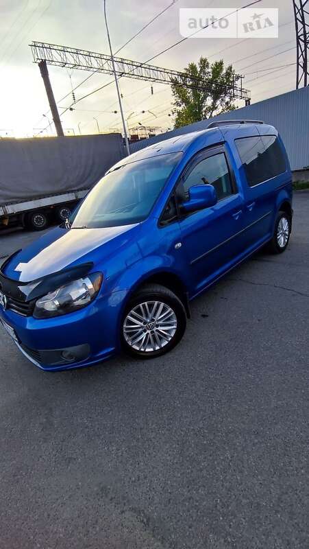 2011 volkswagen caddy