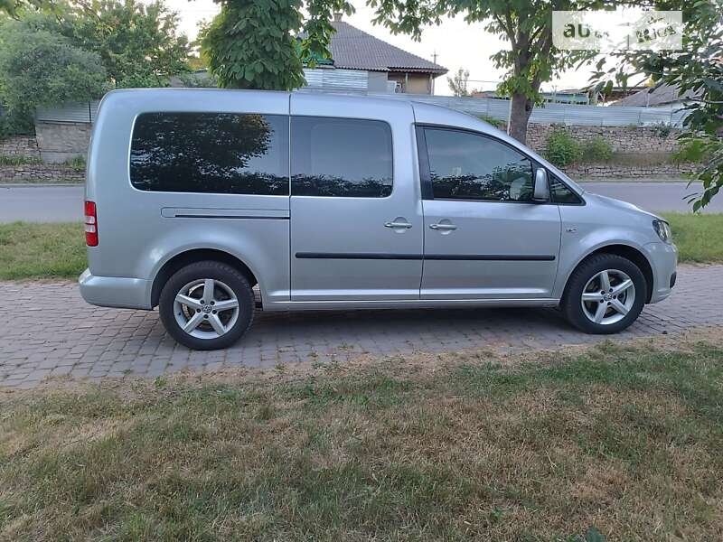 2011 volkswagen caddy