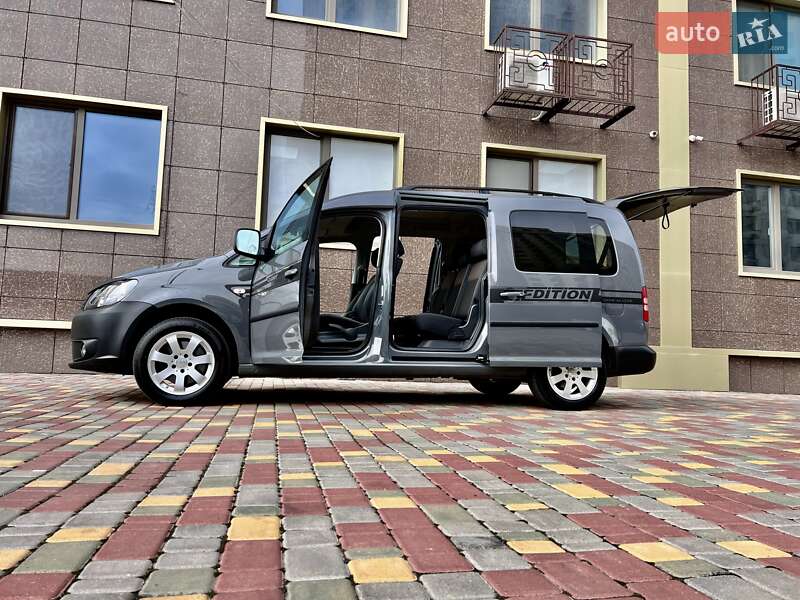 2011 volkswagen caddy