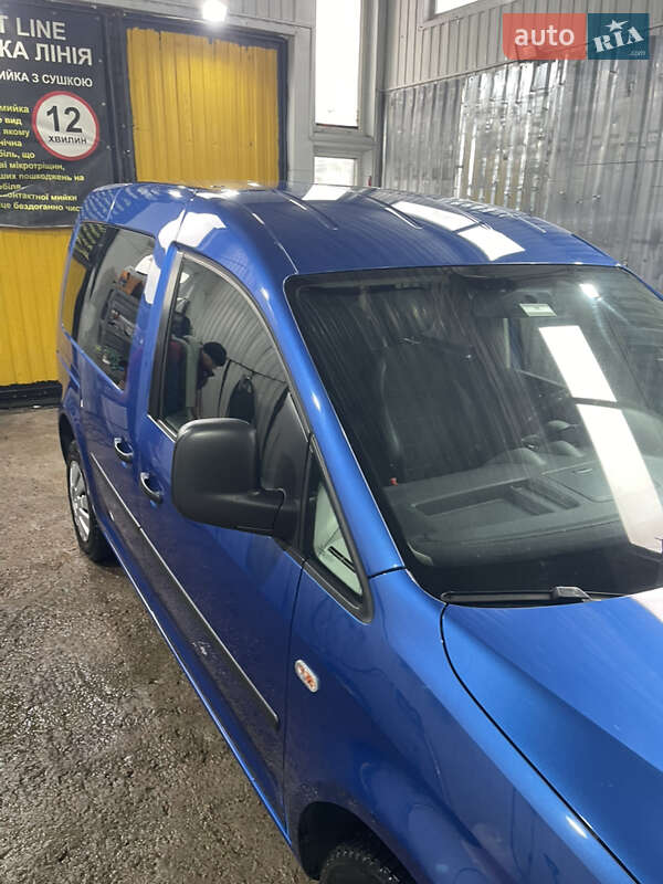 2012 volkswagen caddy