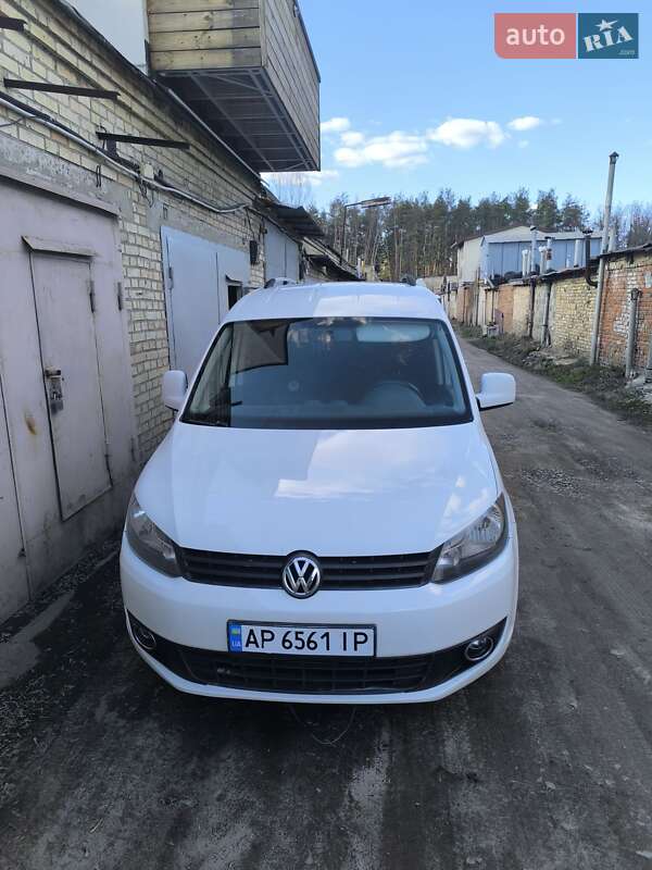 2012 volkswagen caddy