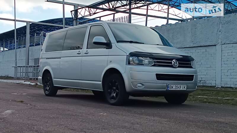 2010 volkswagen caravelle