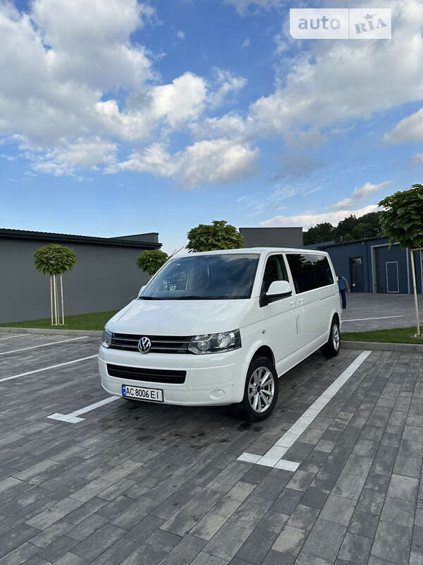 2011 volkswagen caravelle