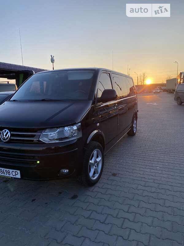 2011 volkswagen caravelle