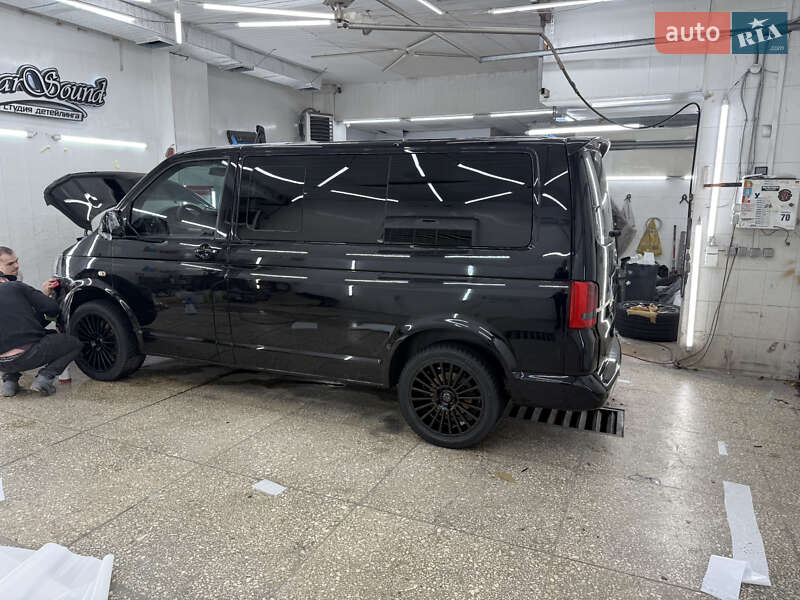 2012 volkswagen caravelle
