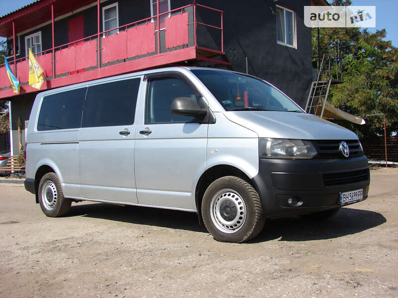 2012 volkswagen caravelle