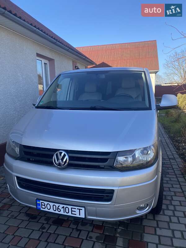 2012 volkswagen caravelle