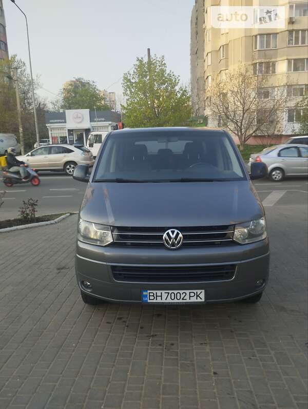 2013 volkswagen caravelle