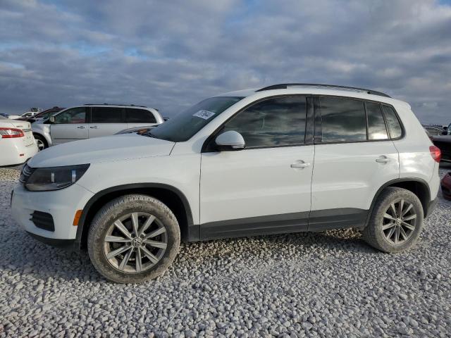 2017 VOLKSWAGEN Tiguan