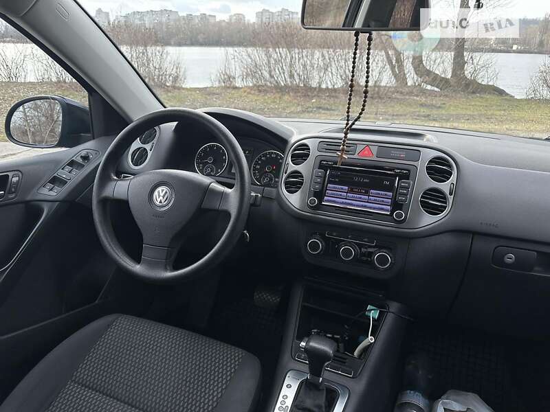 2010 volkswagen tiguan