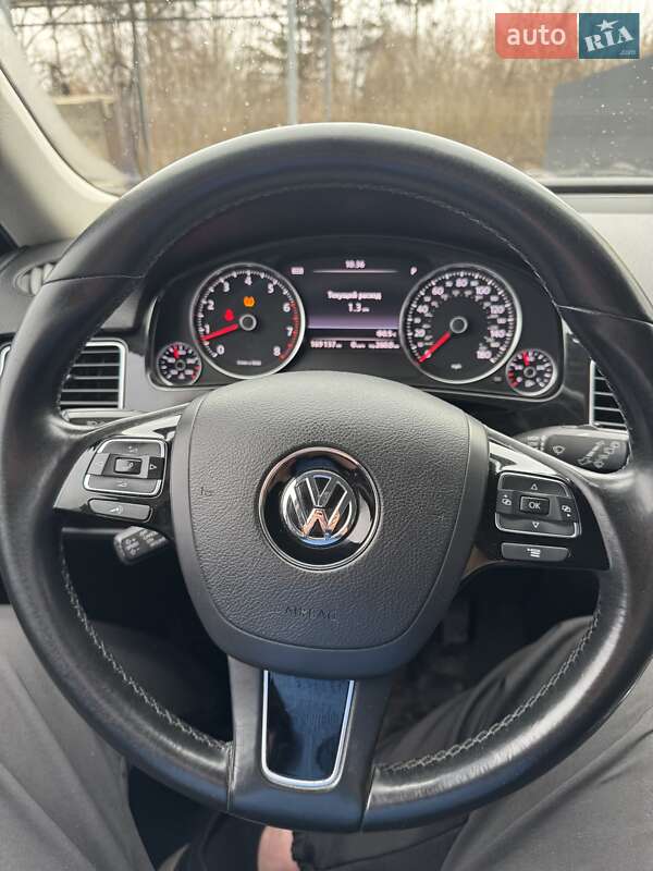2012 volkswagen touareg
