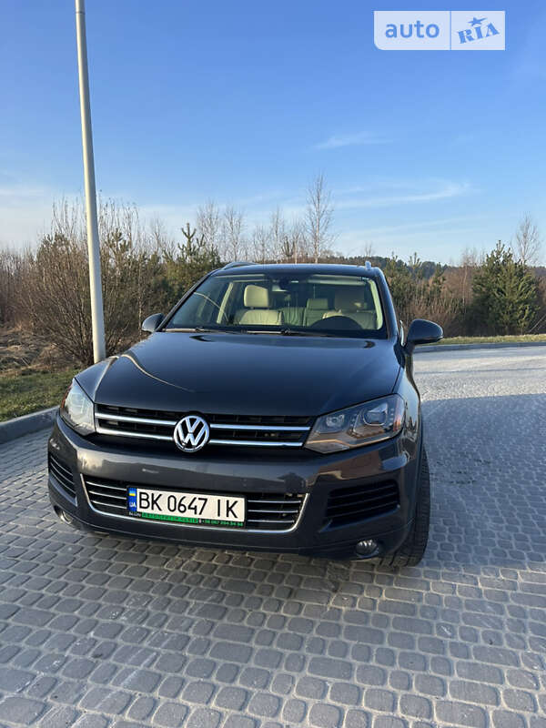 2012 volkswagen touareg