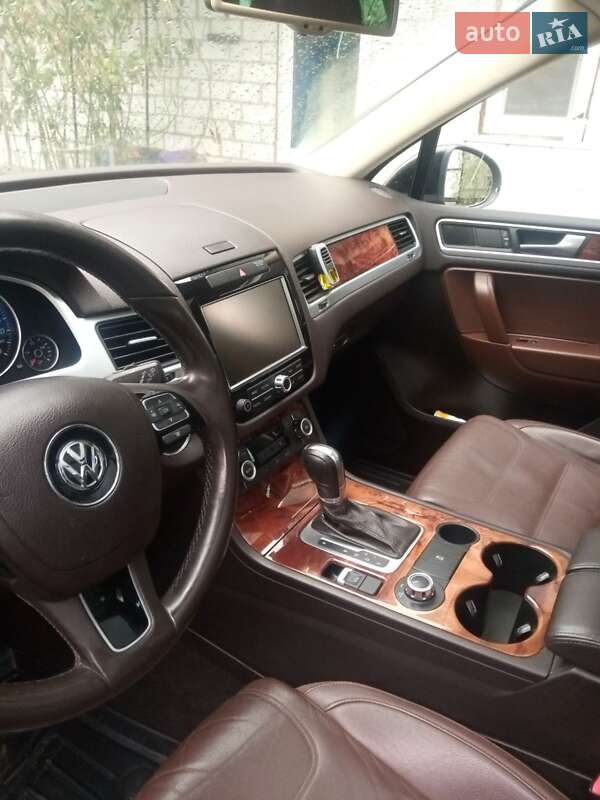 2011 volkswagen touareg