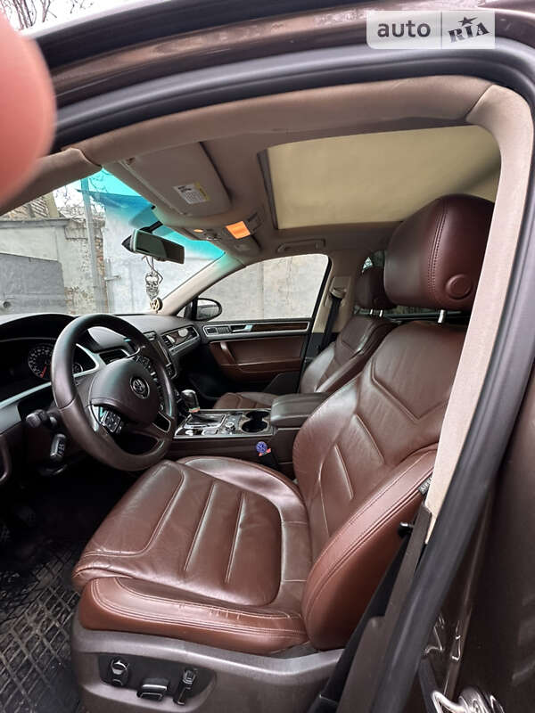2014 volkswagen touareg