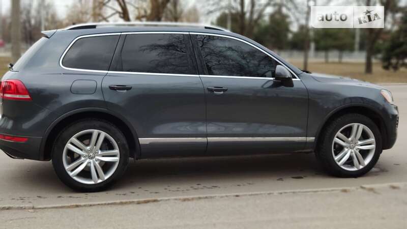 2013 volkswagen touareg