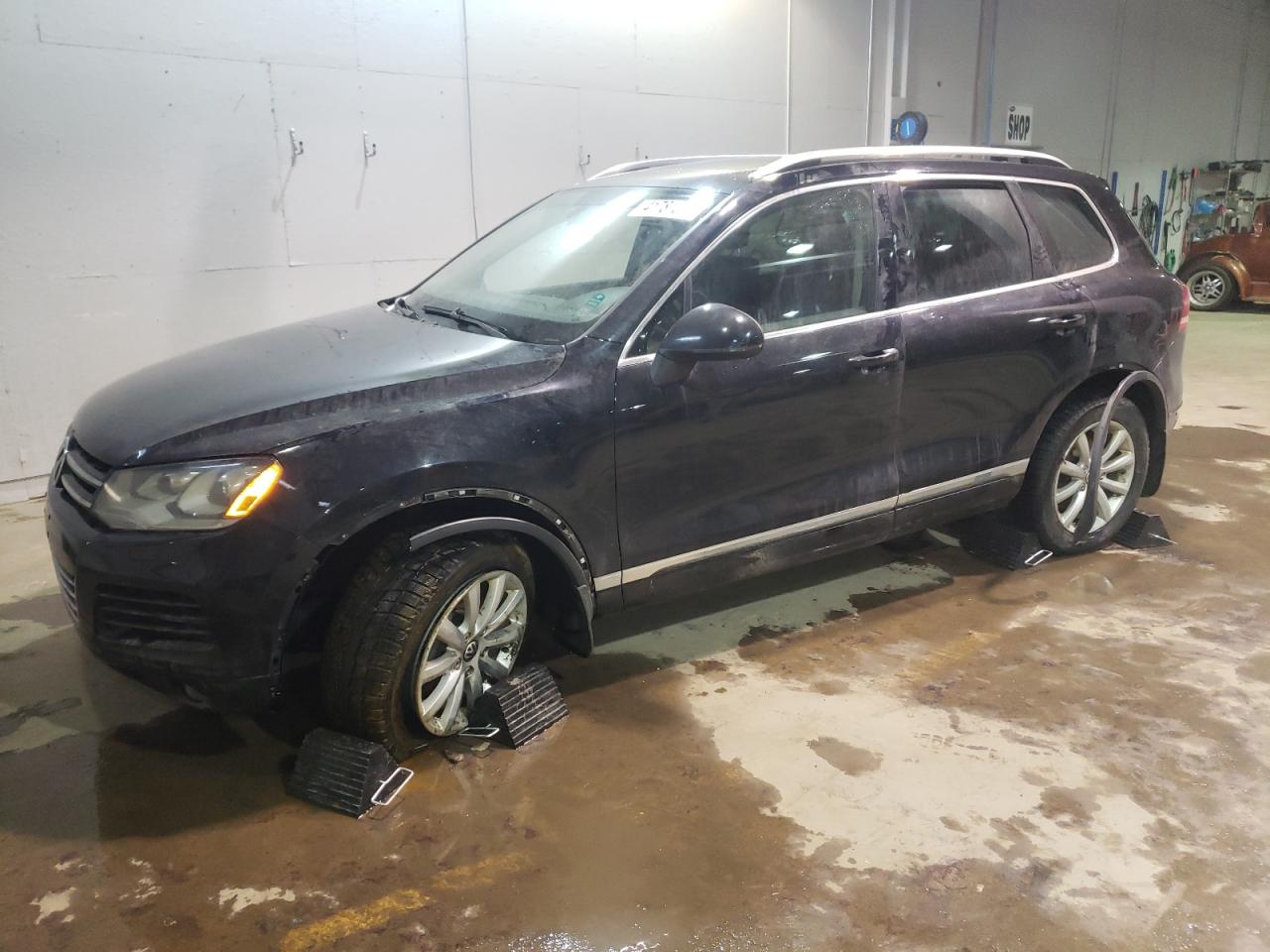 2014 volkswagen touareg