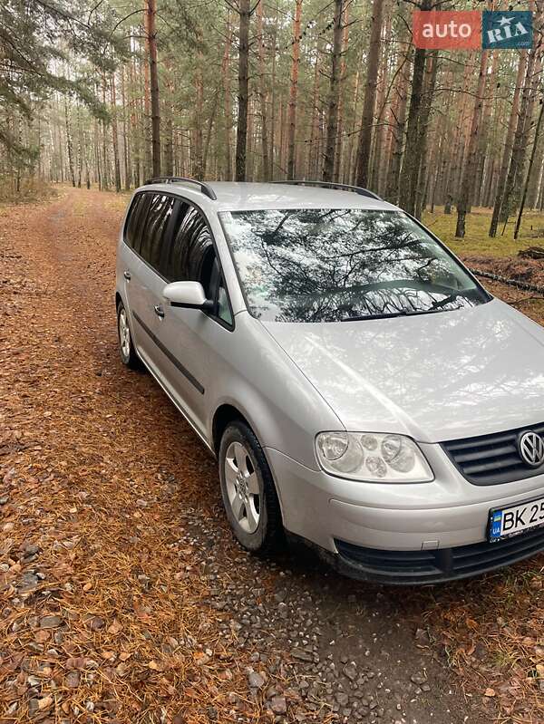 2004 volkswagen touran